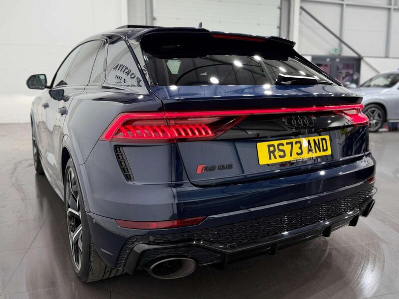 Audi Audi RSQ8 view 7