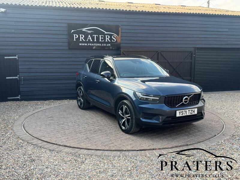 Volvo XC40 main image