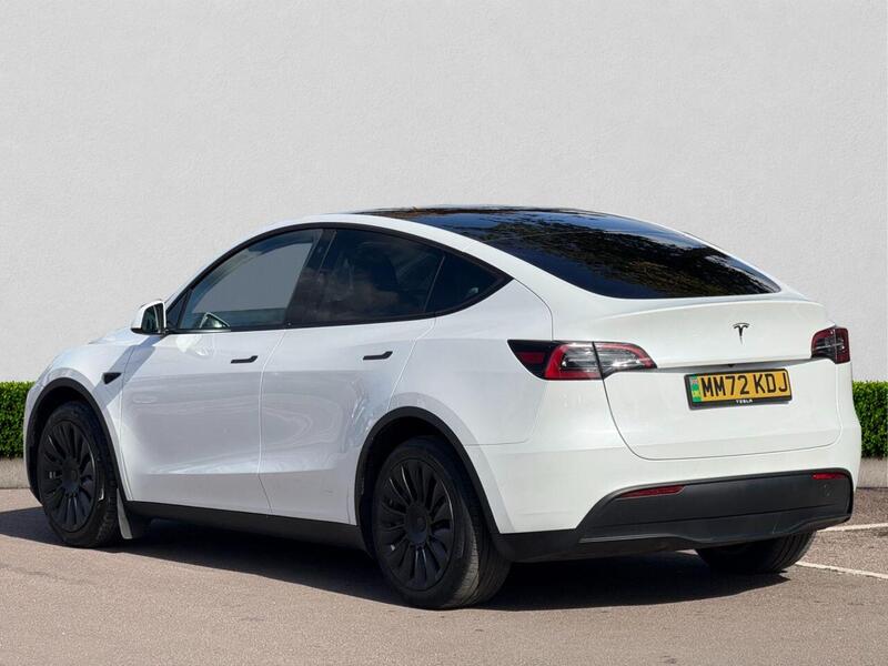 Tesla Model Y view 5
