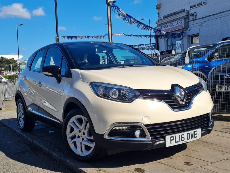 Renault Captur main image