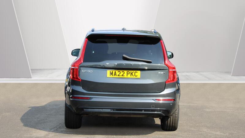 Volvo XC90 view 7