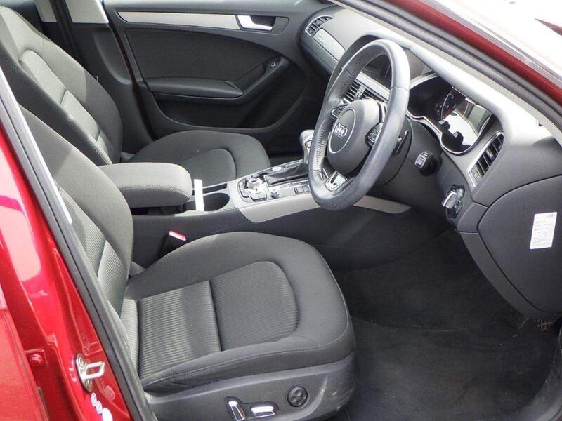 Audi A4 view 5