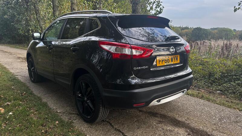 2016 Nissan Qashqai — photo 6