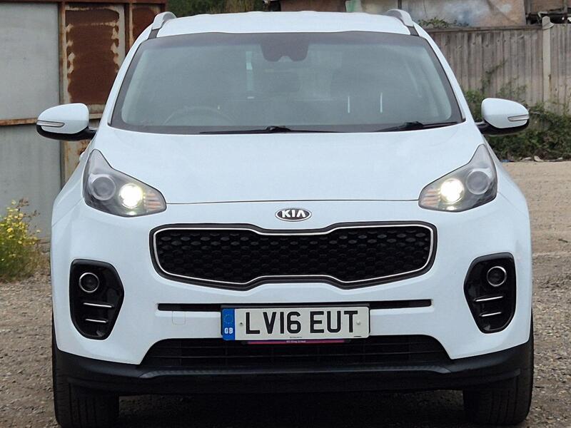 Kia Sportage view 2