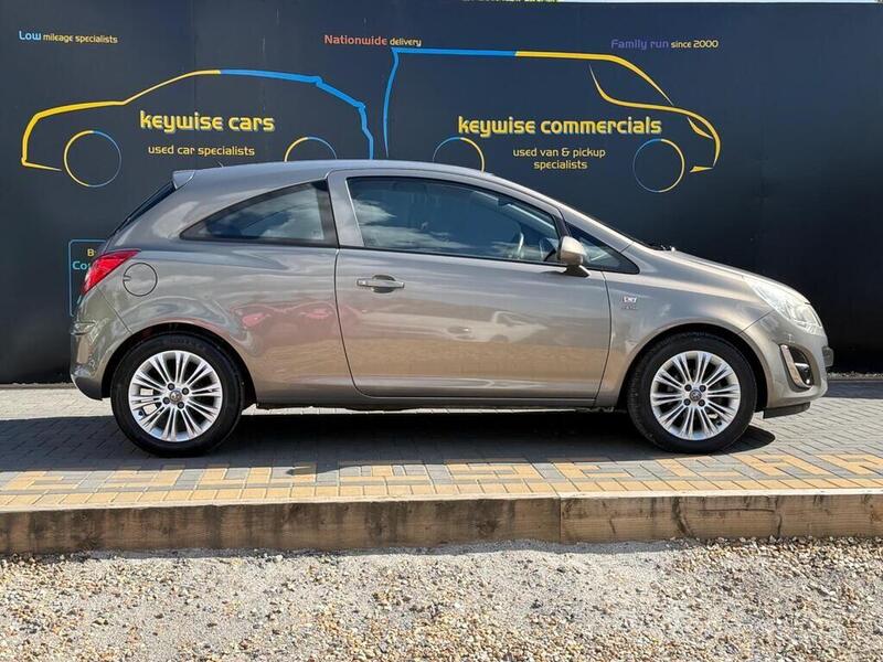 Vauxhall Corsa view 6