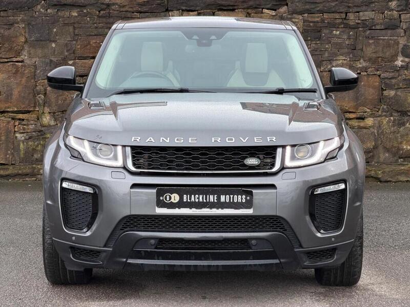 Land Rover Range Rover Evoque view 2