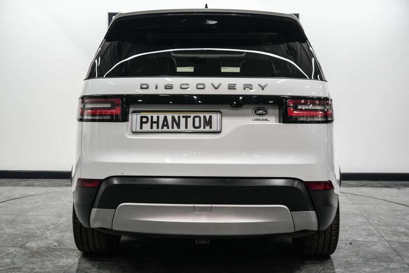 Land Rover Discovery 3 view 4
