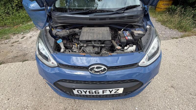 2016 Hyundai i10 — photo 17