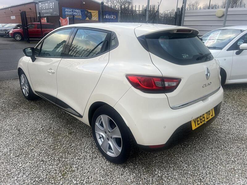 Renault Clio view 4