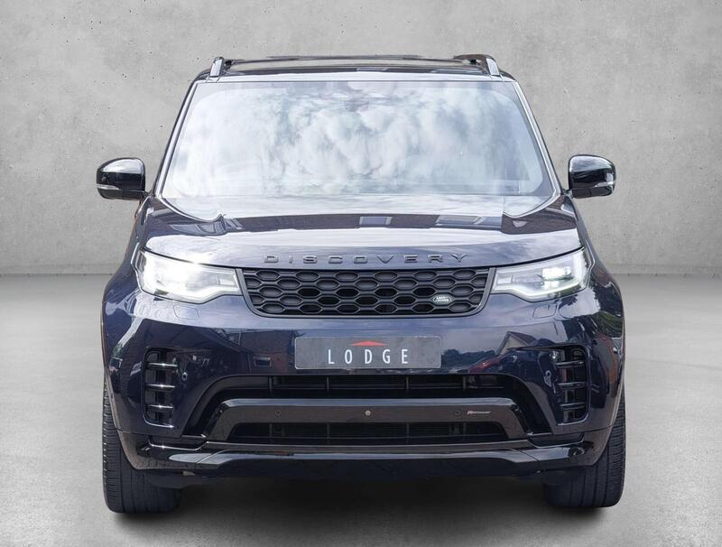 Land Rover Discovery 3 view 2