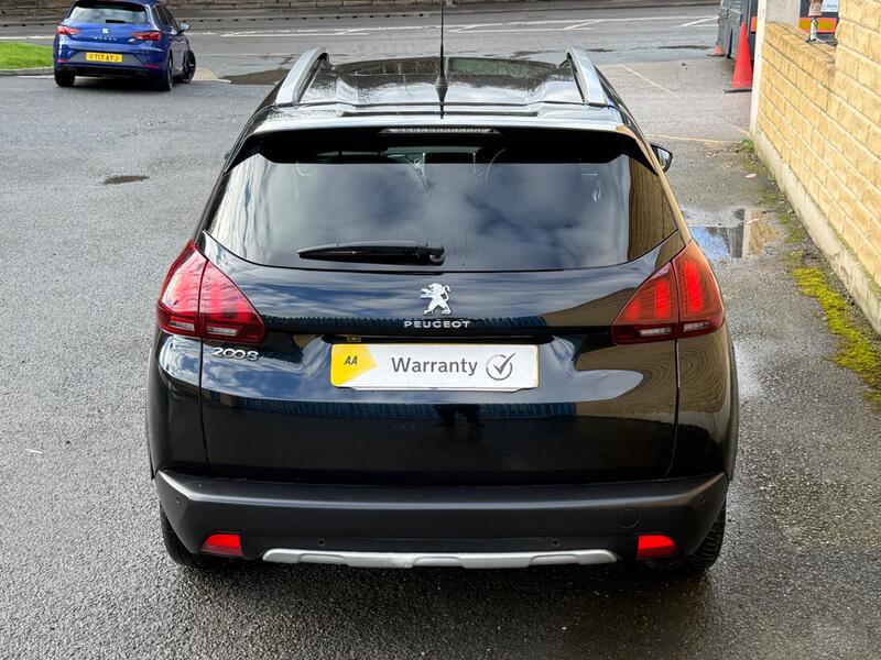 Peugeot 2008 view 4