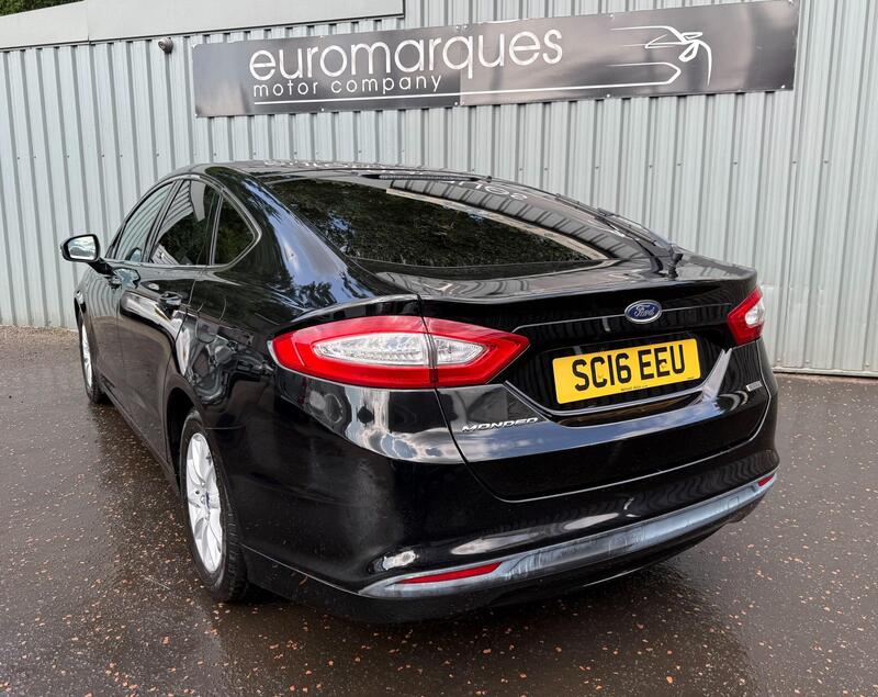 Ford Mondeo view 6