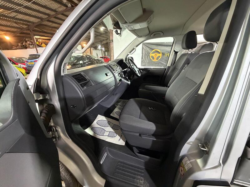 2015 Volkswagen Caravelle — photo 51