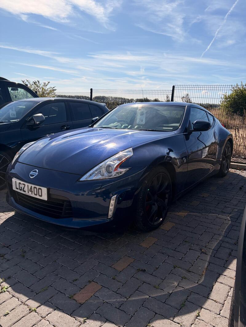 2016 Nissan 370z in Blue for sale