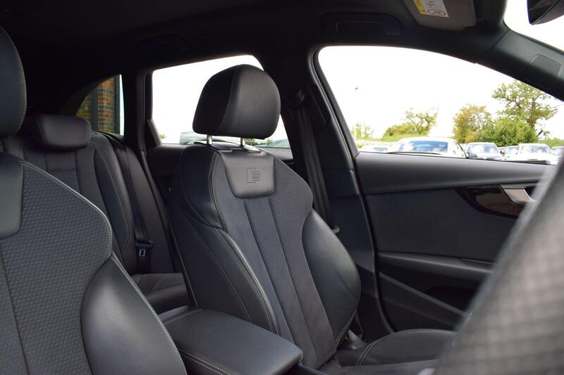 Audi A4 view 5