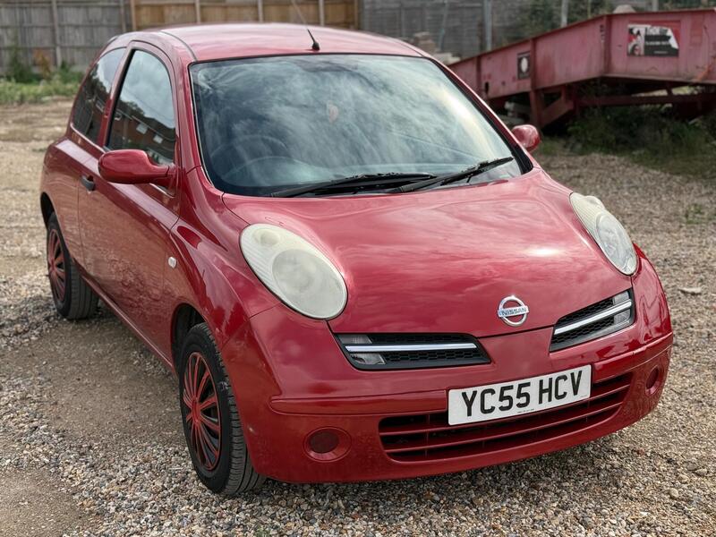 Nissan Micra — photo 1