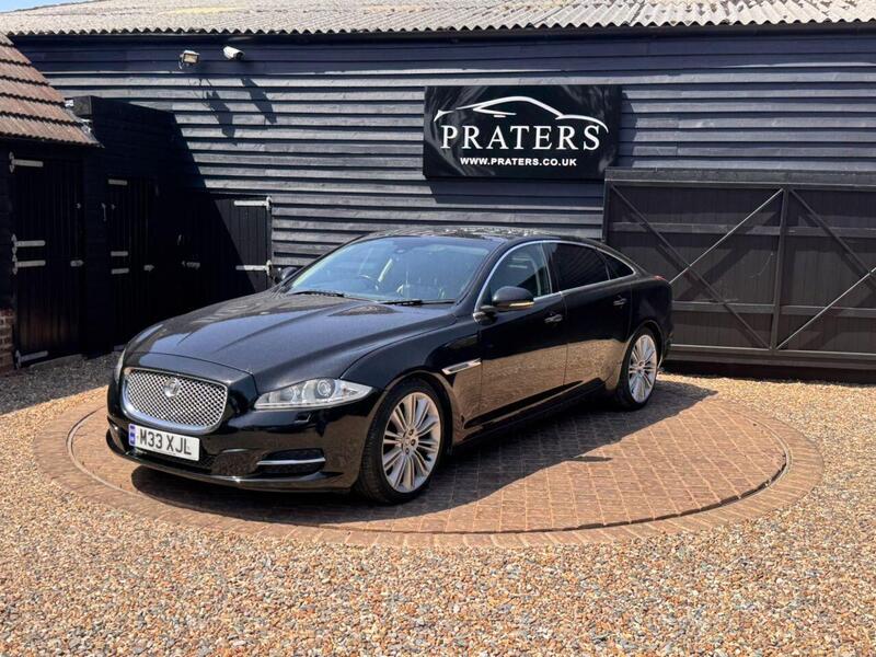 Jaguar XJ view 2