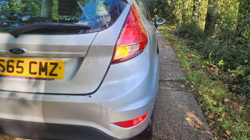 2015 Ford Fiesta — photo 22
