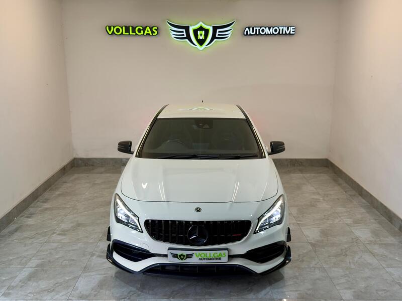 Mercedes-Benz Mercedes-Benz CLA view 2
