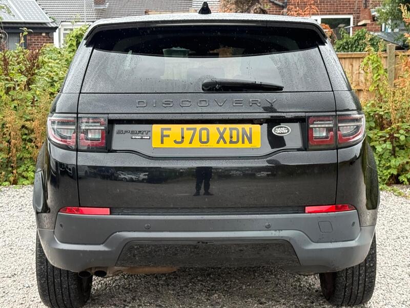 Land Rover Discovery Sport view 7