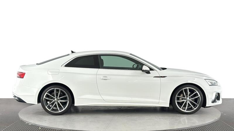 Audi A5 view 3