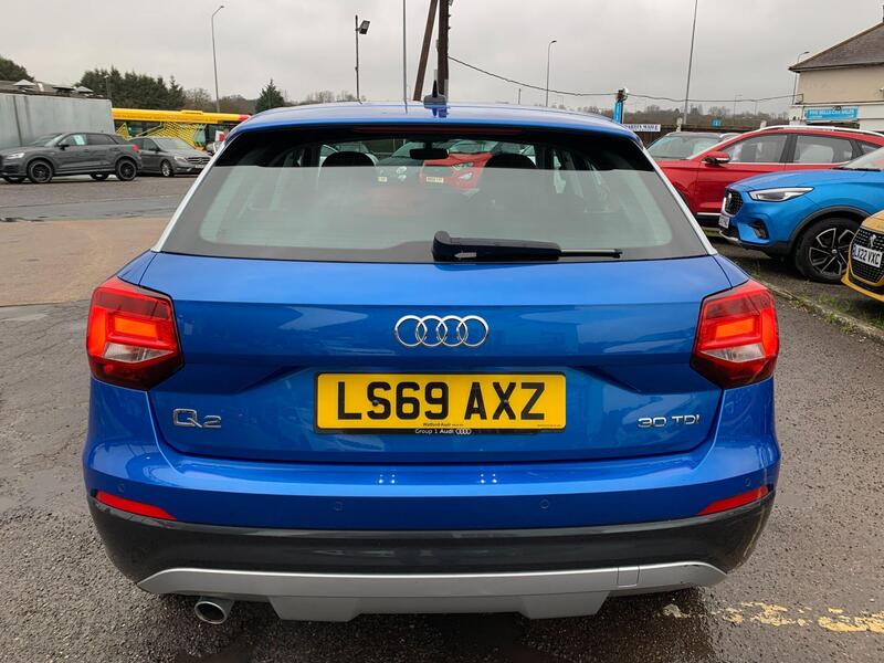 Audi Q2 view 4