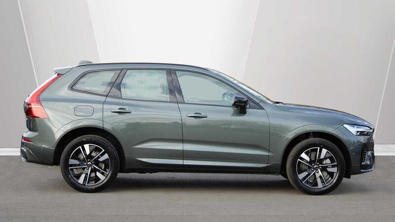 Volvo XC60 view 3