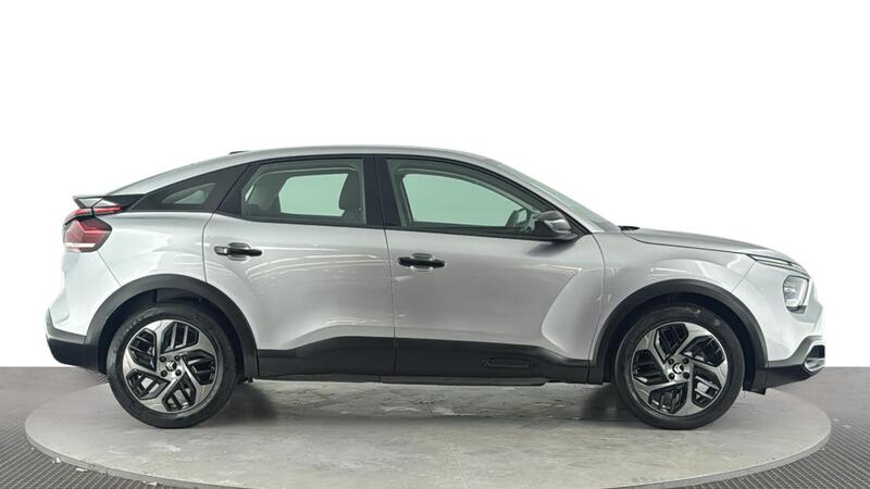 Citroen C4 view 3