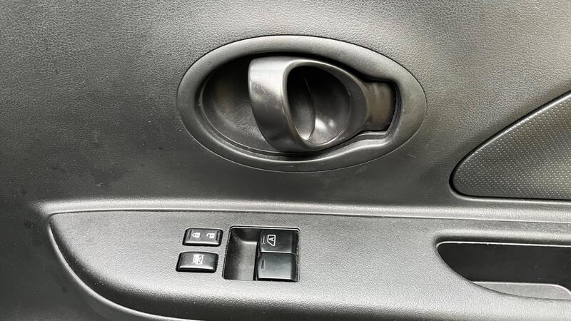 2012 Nissan Micra — photo 35
