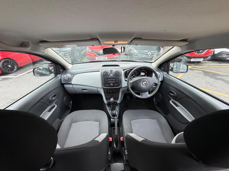 Dacia Logan MCV view 4
