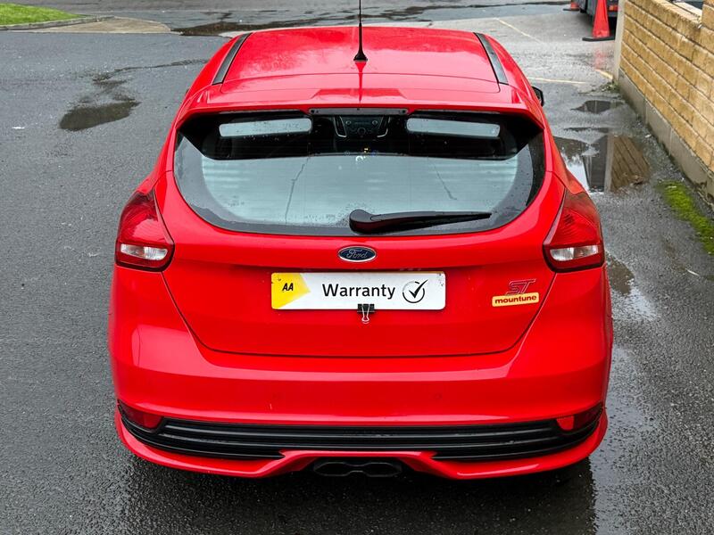 Ford Focus view 4
