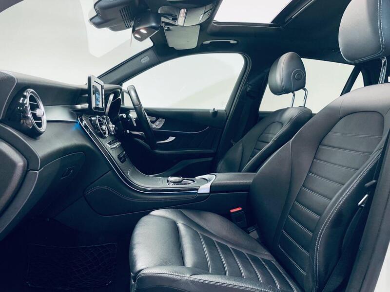 Mercedes-Benz GLC view 5