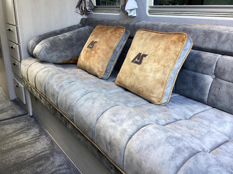 Auto-Sleepers Warwick XL — image 15