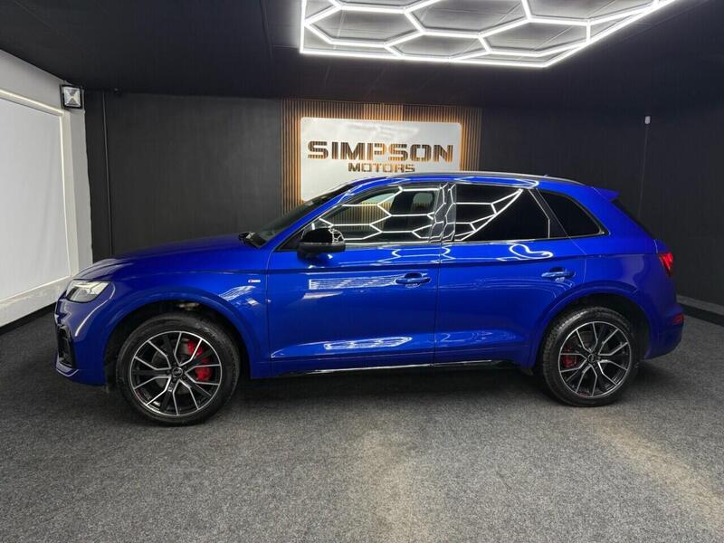 Audi Audi Q5 view 4