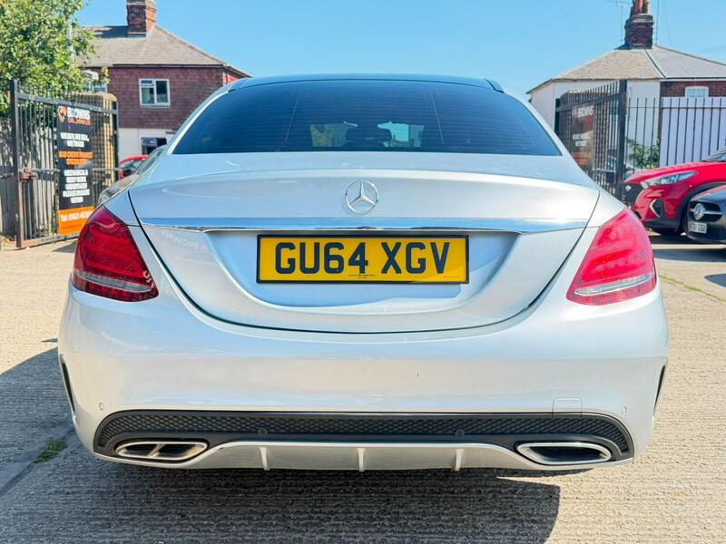 Mercedes-Benz C Class view 4
