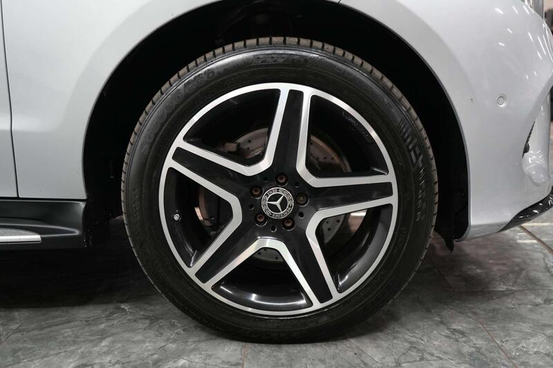 Mercedes-Benz GLE view 7