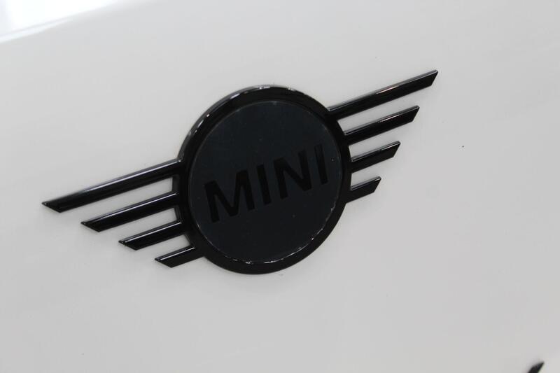 2024 MINI Electric Countryman in White — image 58 of 90
