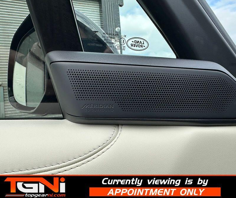 Land Rover Range Rover view 16