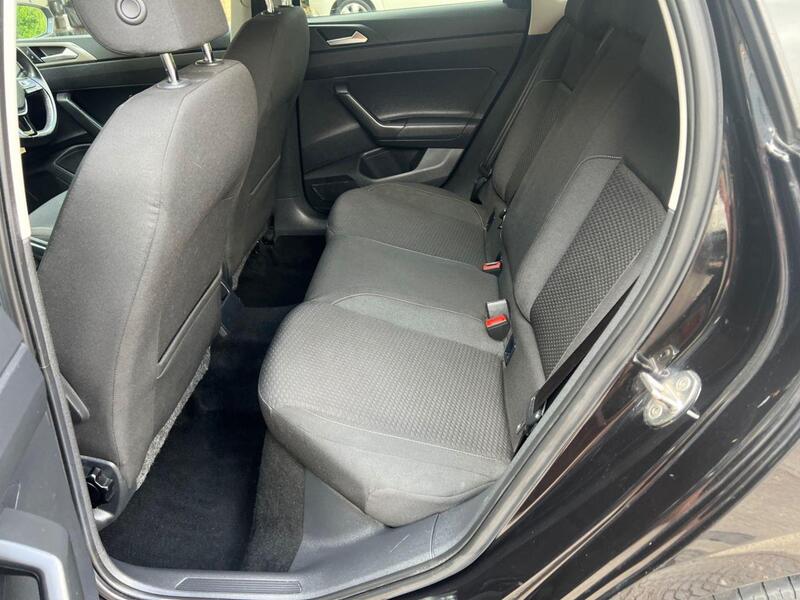 Volkswagen Polo view 13