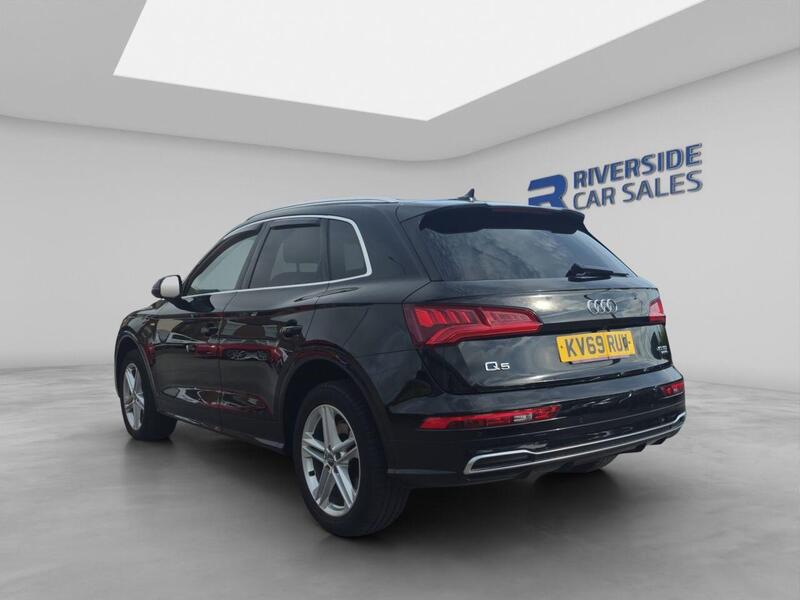 Audi Audi Q5 view 6