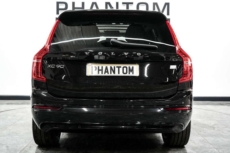Volvo XC90 view 4