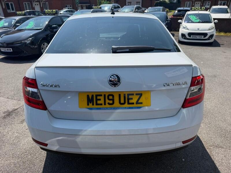 Skoda Octavia view 6