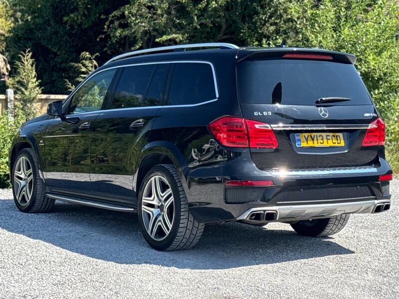 Mercedes-Benz GL view 7