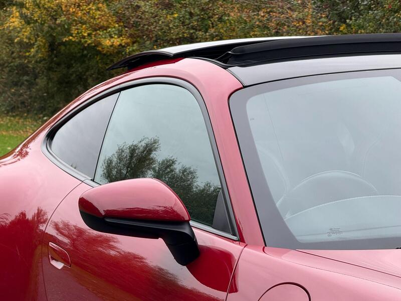 Porsche 911 view 14