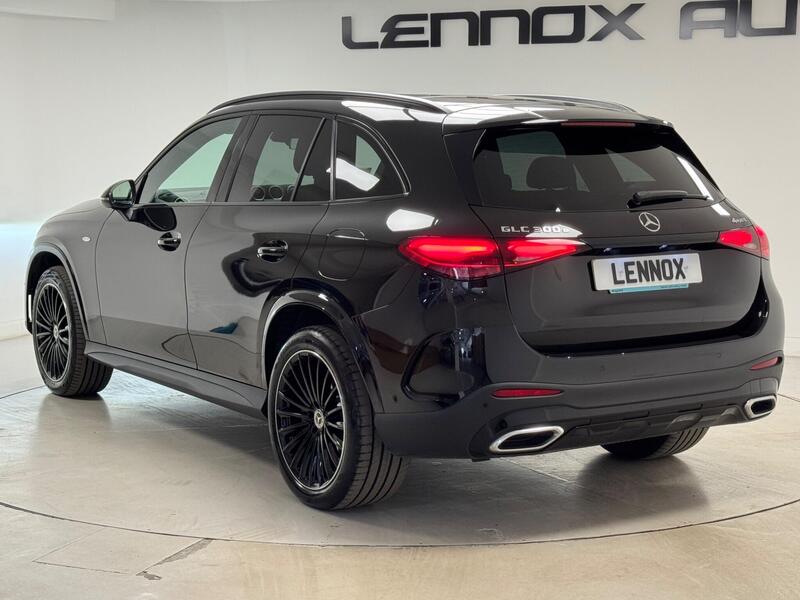 Mercedes-Benz GLC view 4