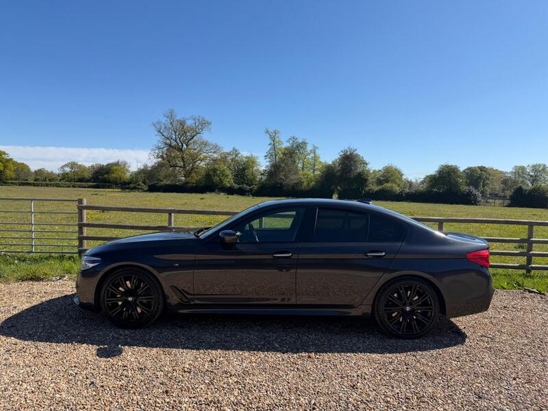 BMW 5 Series view 5