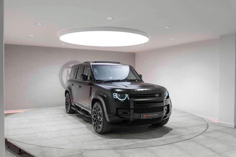 Land Rover Defender view 5