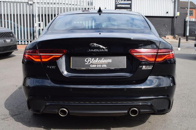 Jaguar Xe view 6