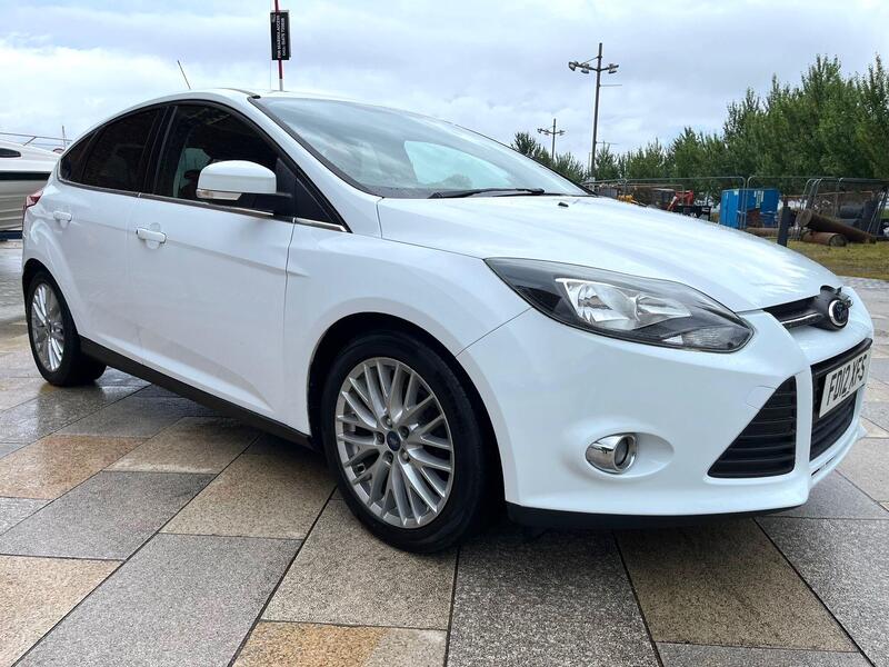 Ford Focus view 5
