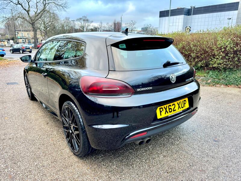 Volkswagen Scirocco view 5